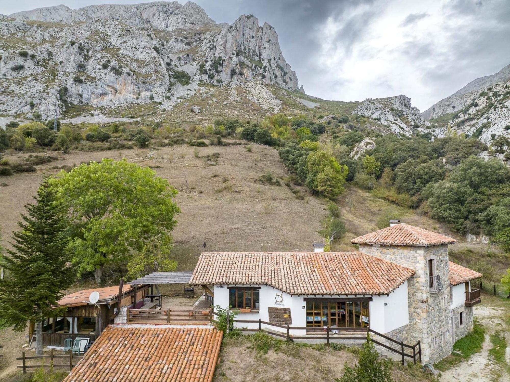 De Cabanes (Cantabria)
